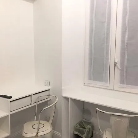 Bocconi B42 Lägenhet